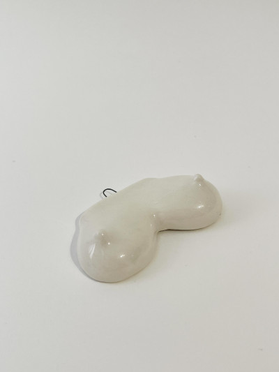 Petits seins 1