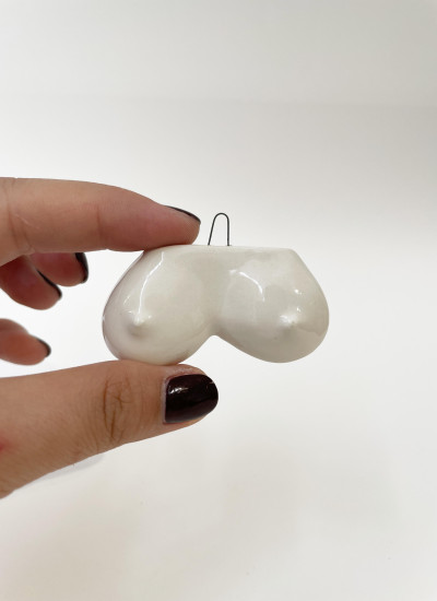 Petits seins 2